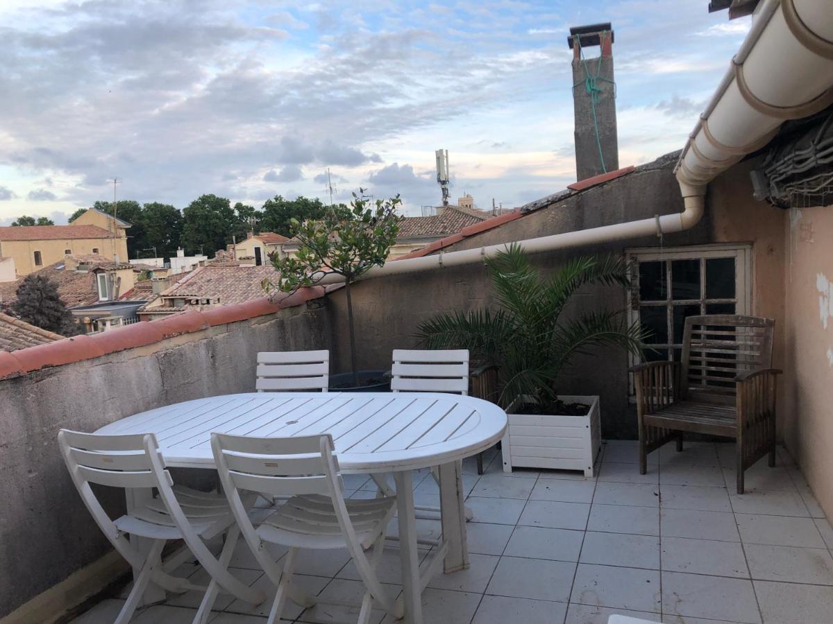 Terrasse Tropezienne Centre Nimes Luaran gambar